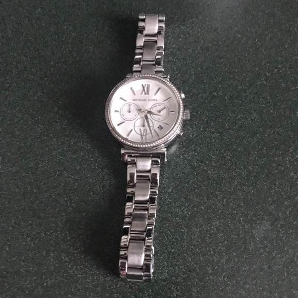 Michael Kors Sofie Analog Display Quartz Silver-tone Women’s Watch MK6575 - Picture 8 of 16